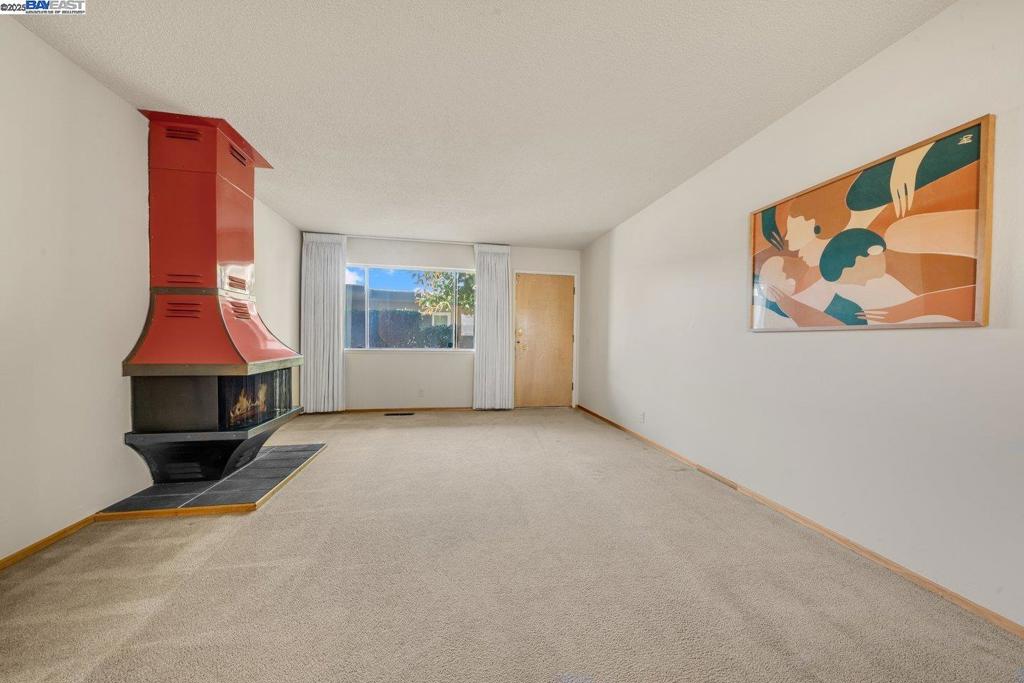 4546 San Carlos Ave Property Photo 3