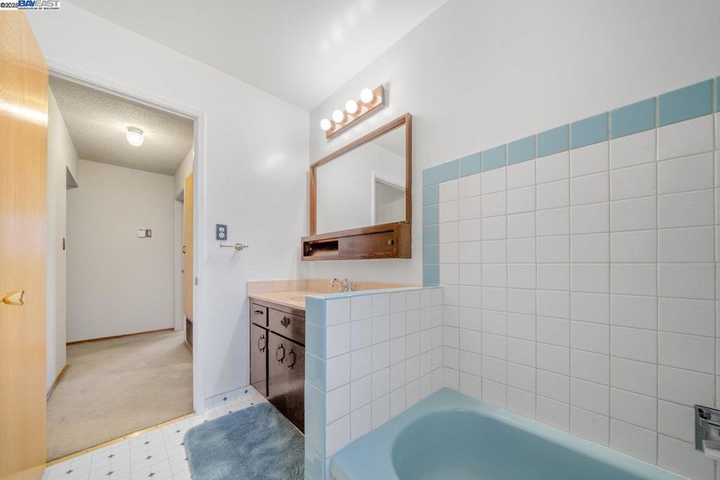 4546 San Carlos Ave Property Photo 9
