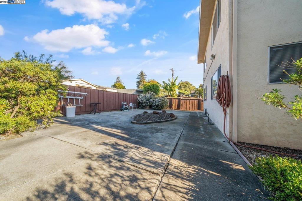 4546 San Carlos Ave Property Photo 32