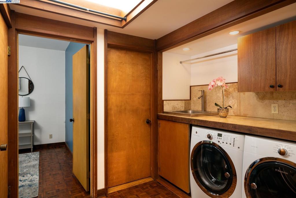 866 Tolman Dr Property Photo 28