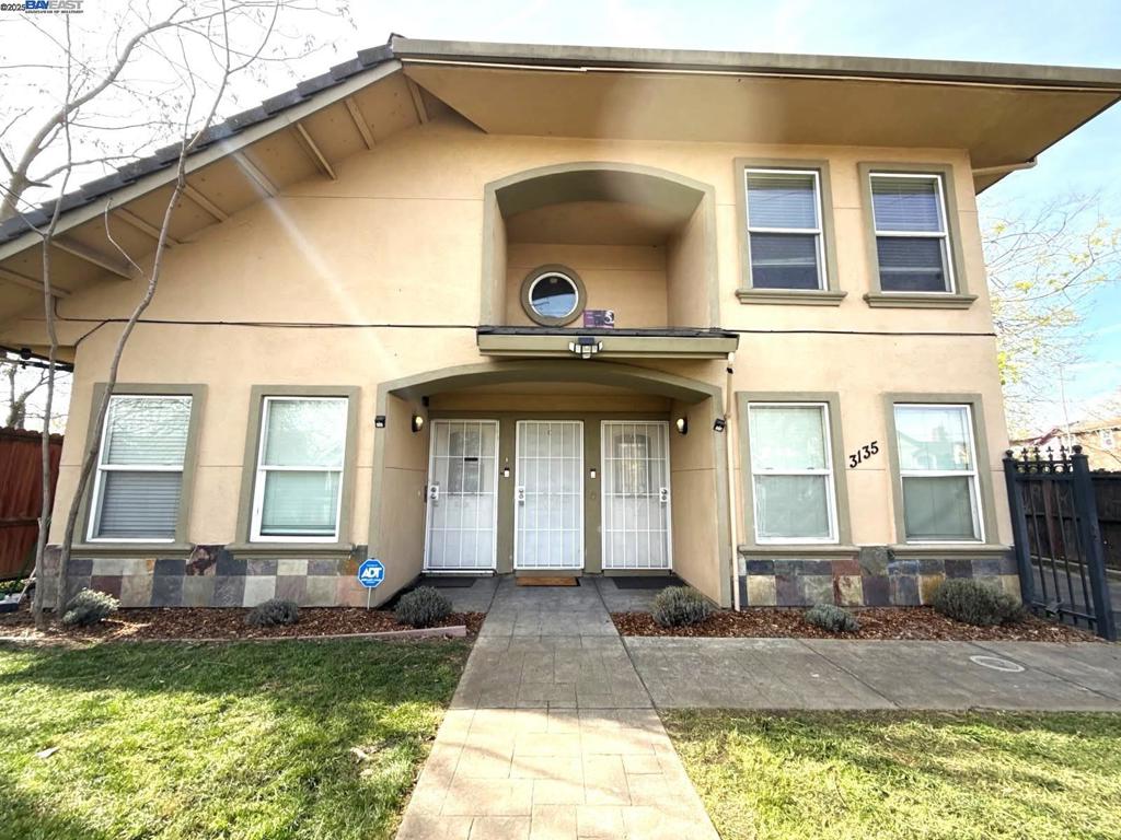 3135 Academy Way Property Photo