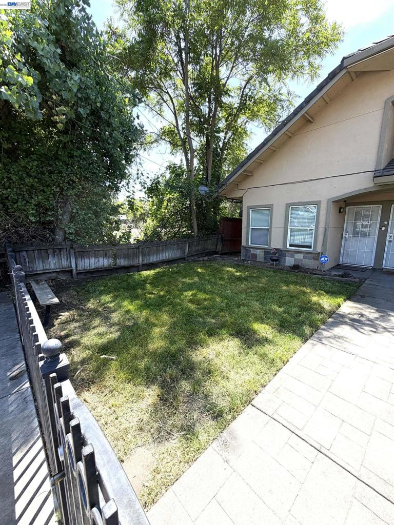 3135 Academy Way Property Photo 3
