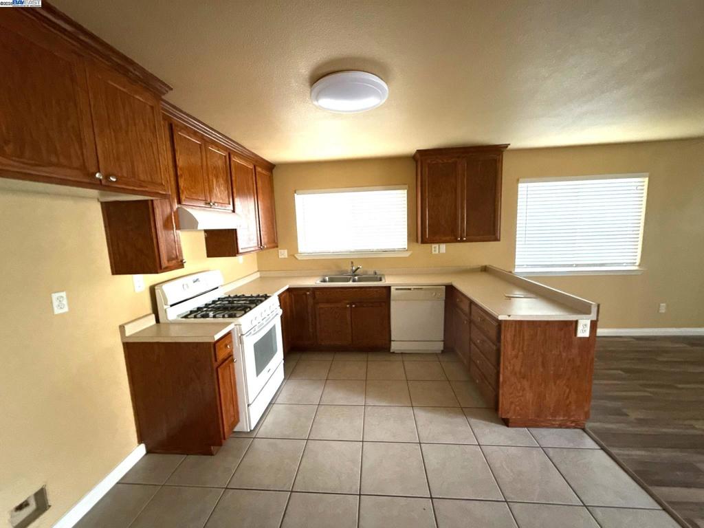 3135 Academy Way Property Photo 16