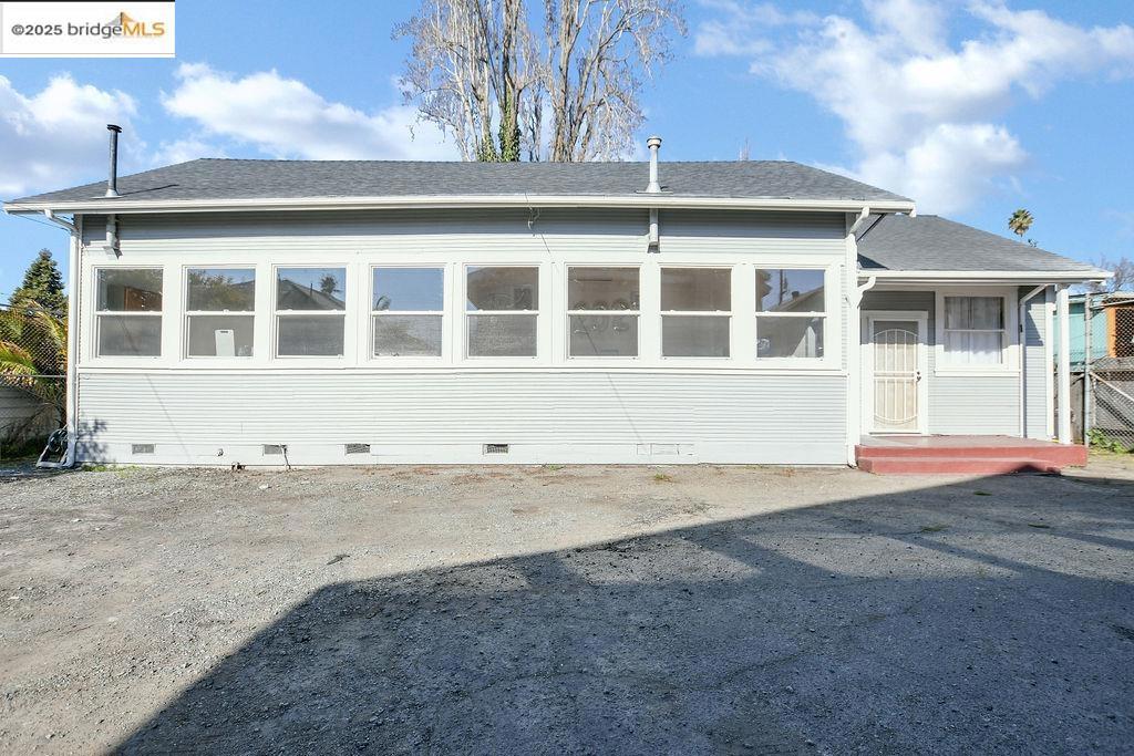 1957 Harrington Ave Property Photo 23