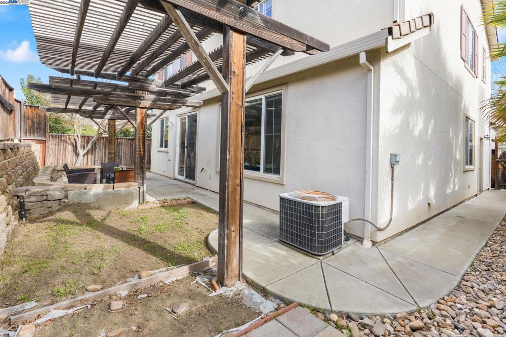 435 Goodwin Property Photo 37