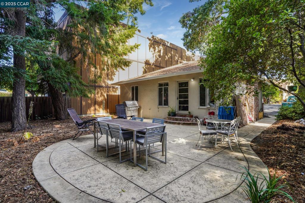 3533 Plaza Way Property Photo 6