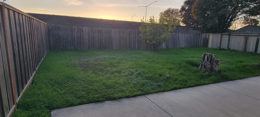 27781 Mandarin Ave Property Photo 21