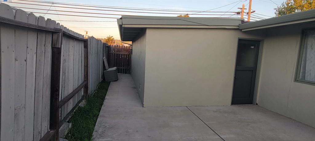 27781 Mandarin Ave Property Photo 24