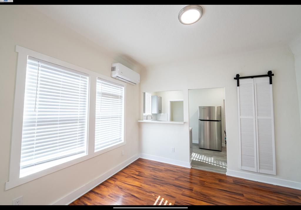 519 N Monroe Street Property Photo 9