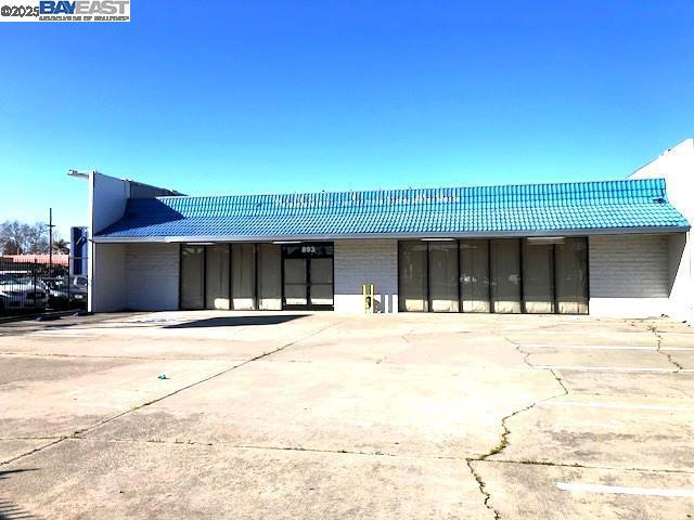 893 W A Property Photo 2