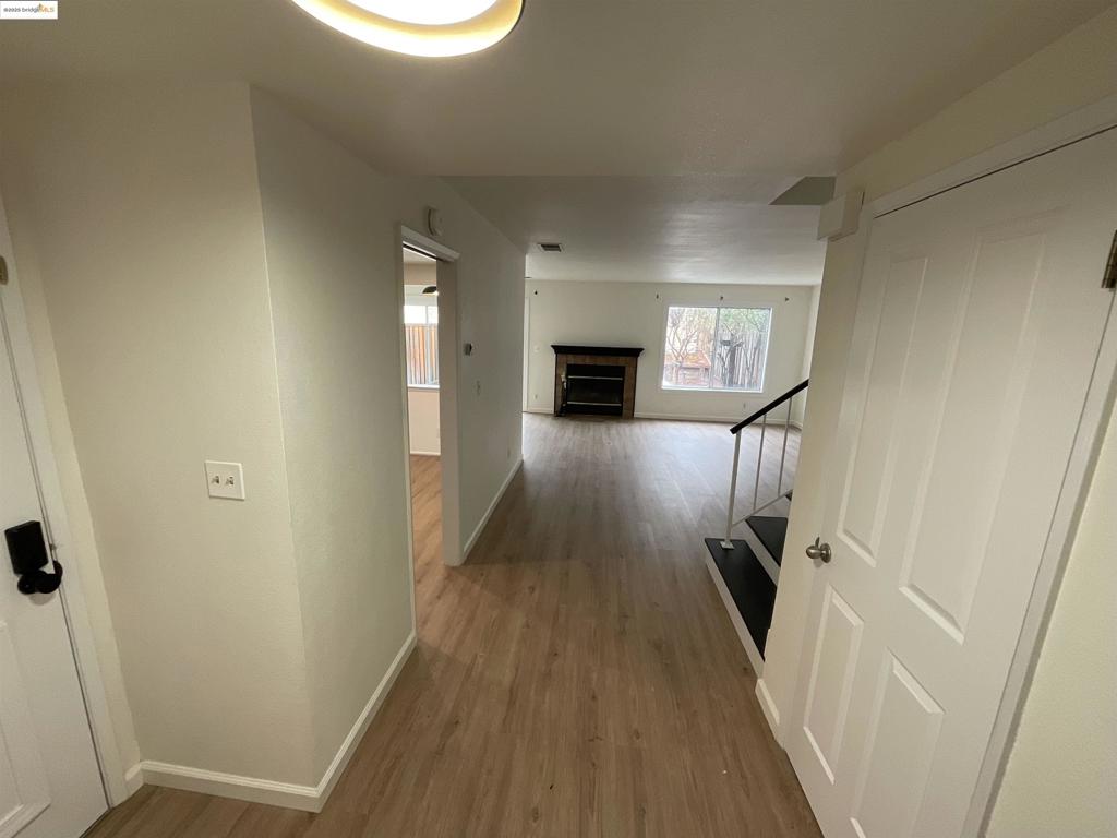 131 Pelican Loop Property Photo 2