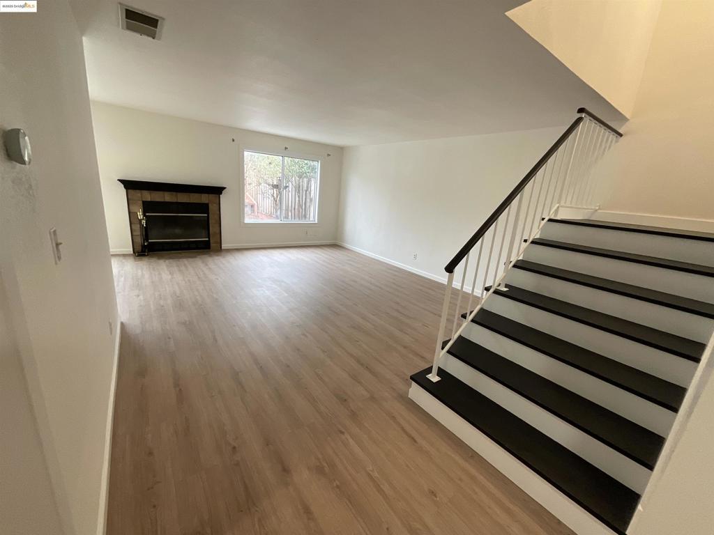 131 Pelican Loop Property Photo 3