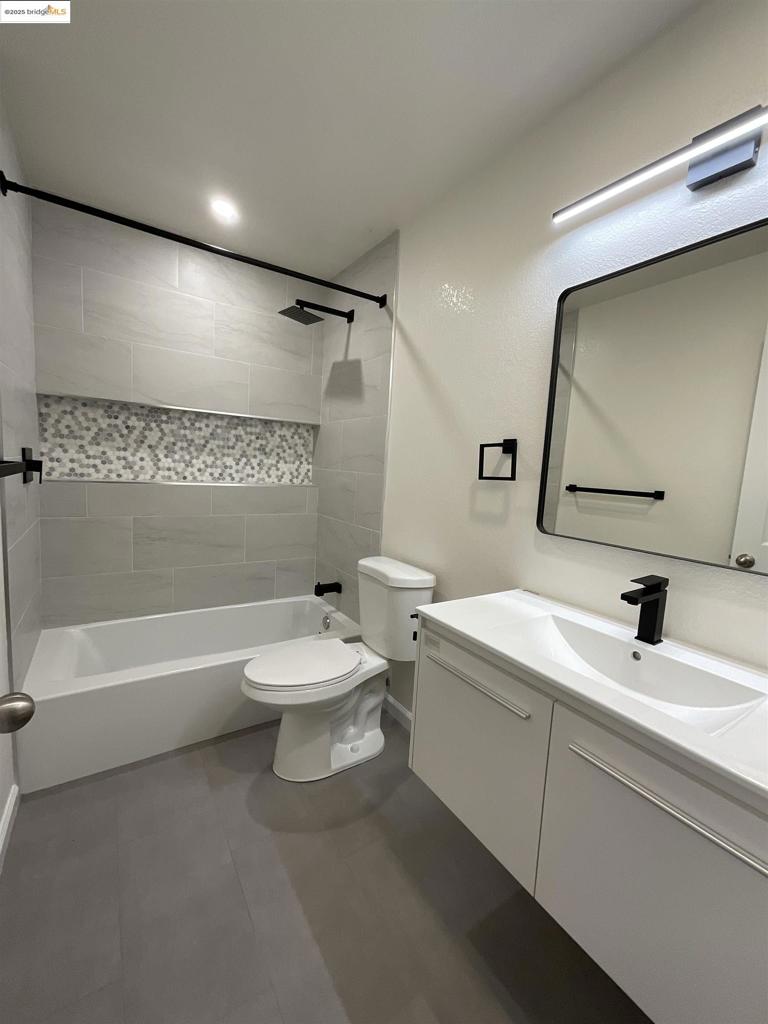 131 Pelican Loop Property Photo 13