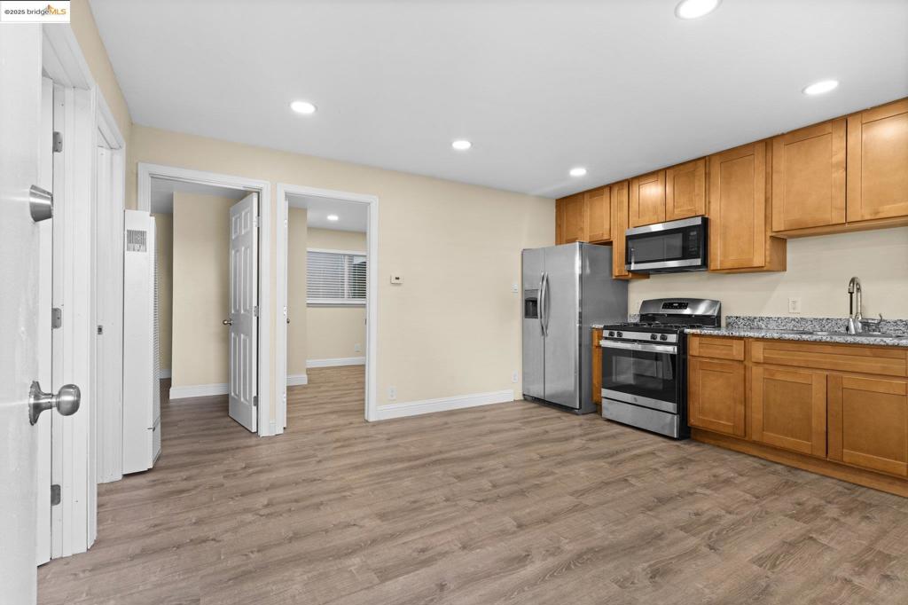 1630 35th Property Photo 4