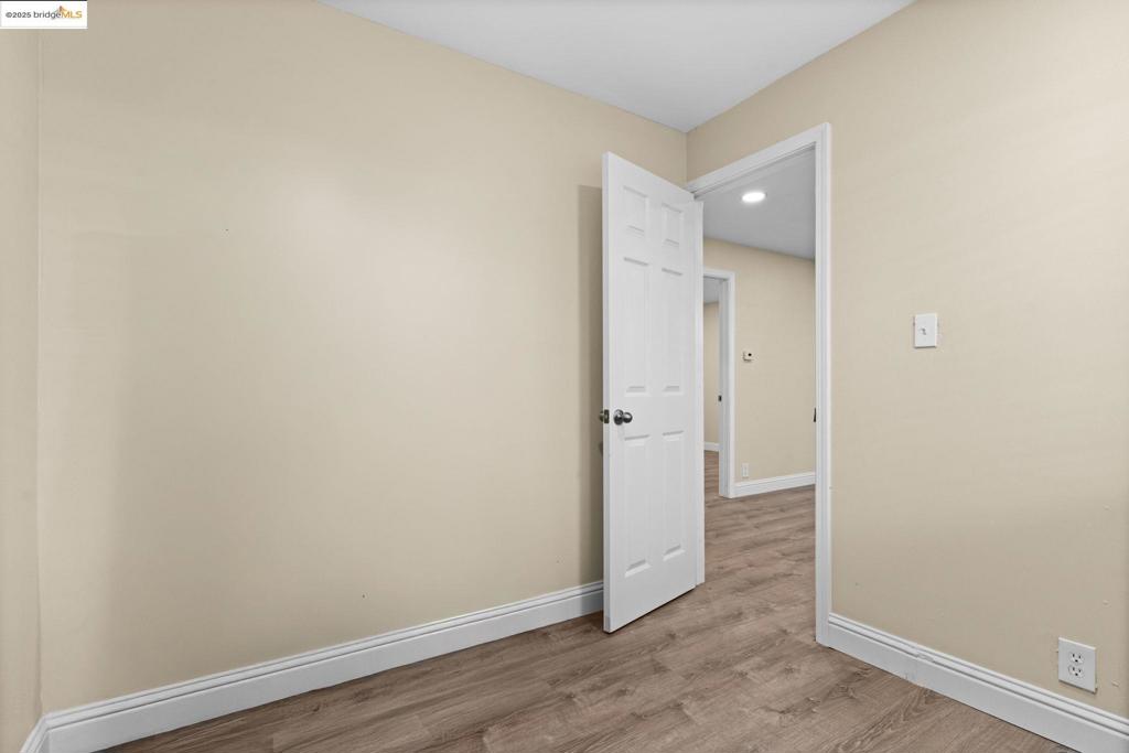 1630 35th Property Photo 7