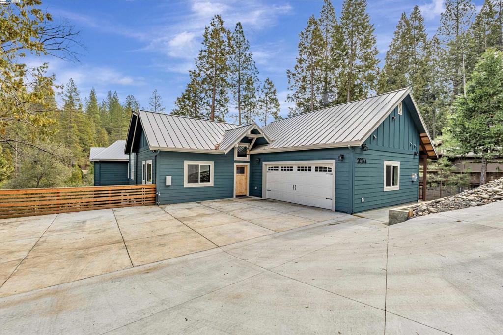 20244 Lower Skyridge Dr Property Photo