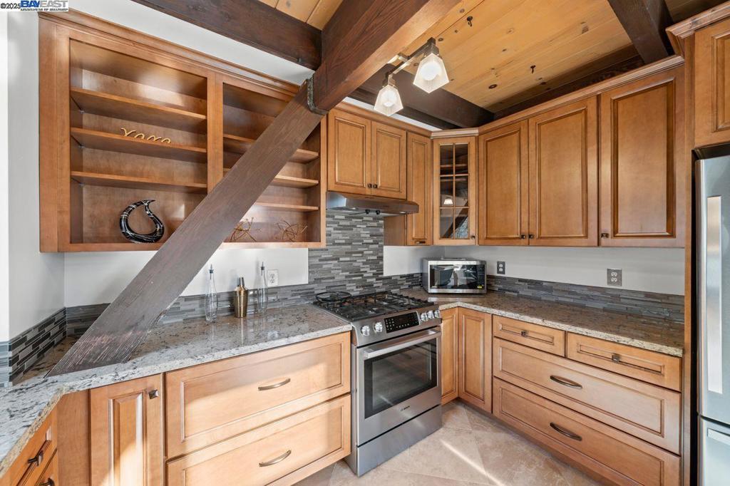 6907 Saroni Dr Property Photo 17