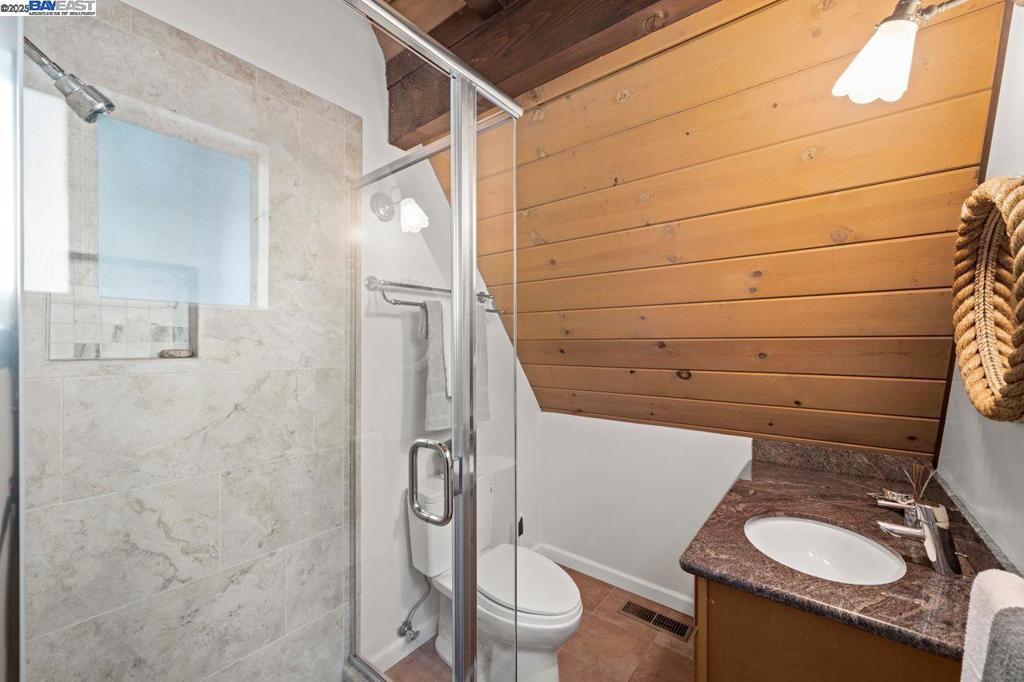 6907 Saroni Dr Property Photo 24
