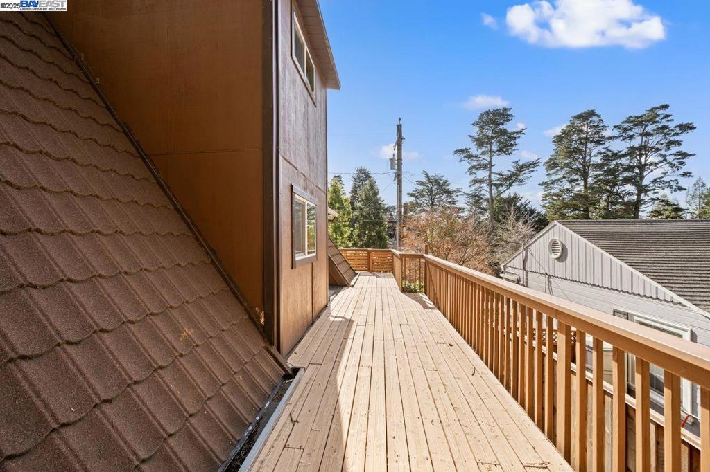 6907 Saroni Dr Property Photo 36