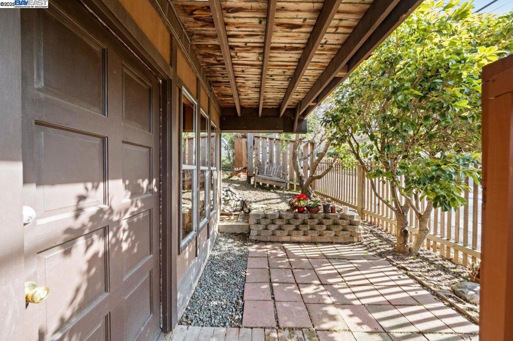 6907 Saroni Dr Property Photo 39