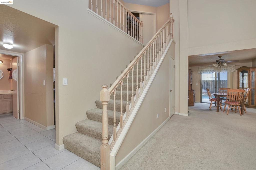2704 Lobelia Ct Property Photo 16