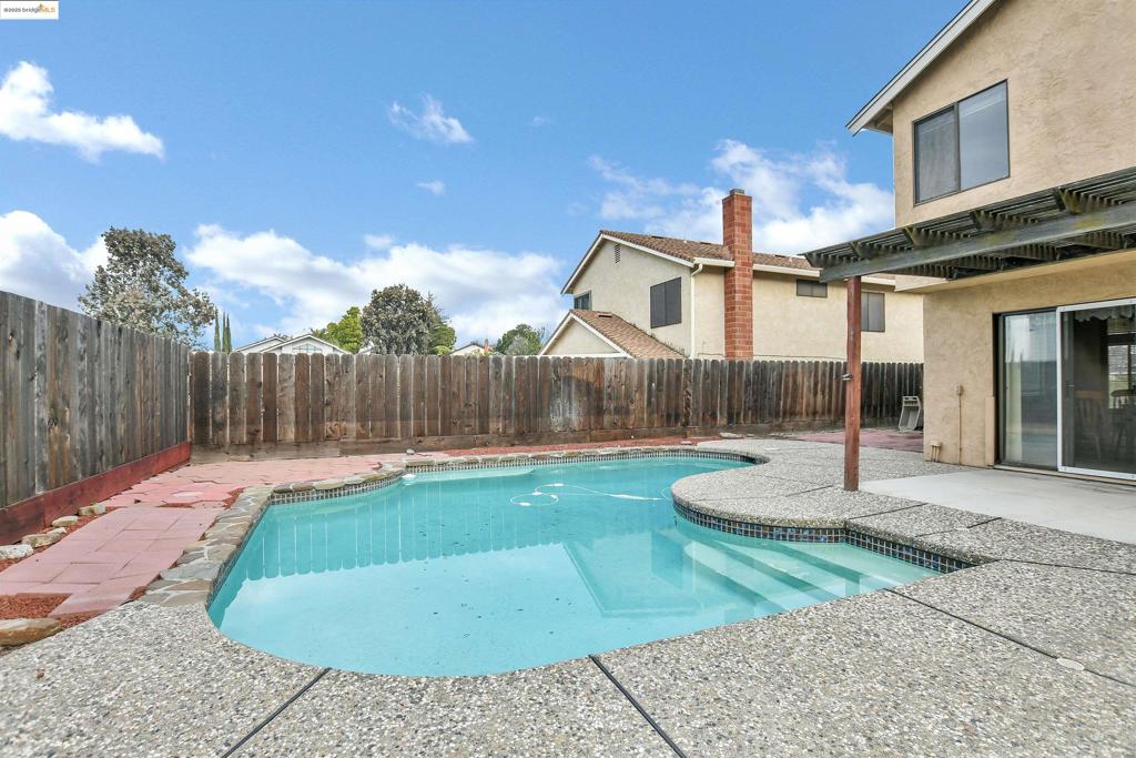 2704 Lobelia Ct Property Photo 31
