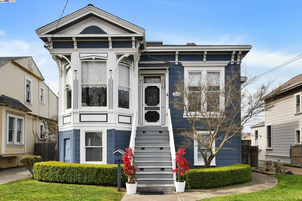 3268 Central Avenue Property Photo