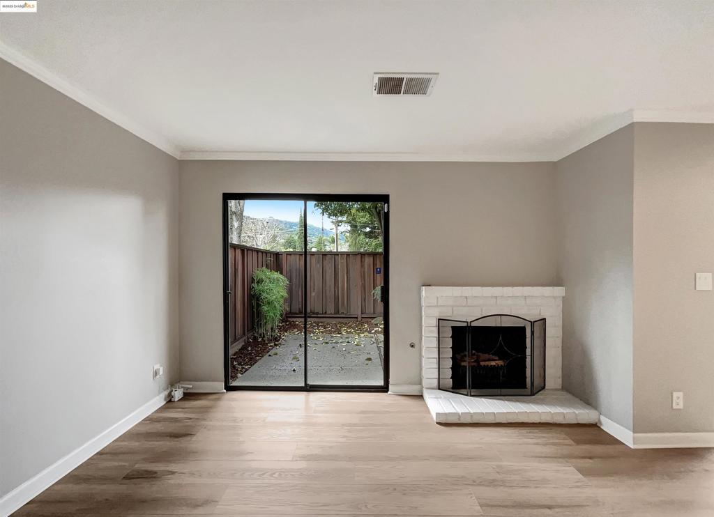 175 Midland Way Property Photo 25