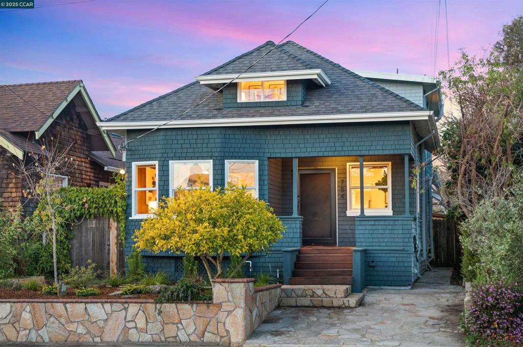 Berkeley Border Real Estate Listings Main Image