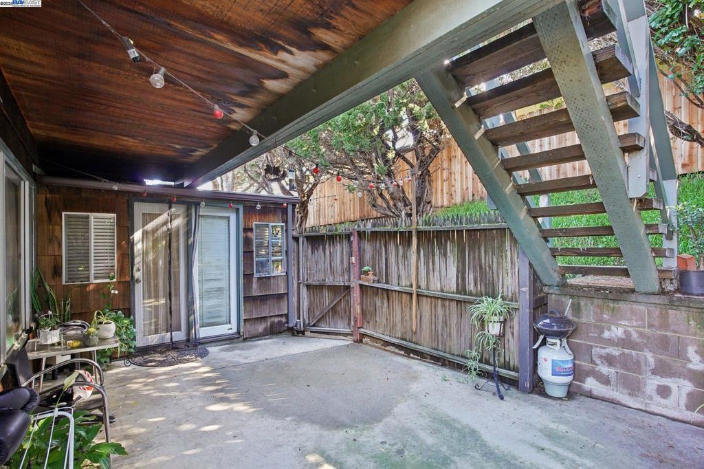 5955 Wenk Ave Property Photo 12