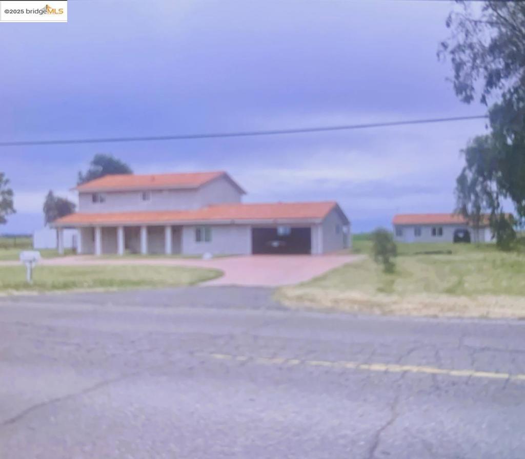 5145 Golf Rd Property Photo 4