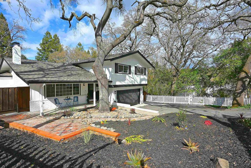 34 Vista Lane Property Photo