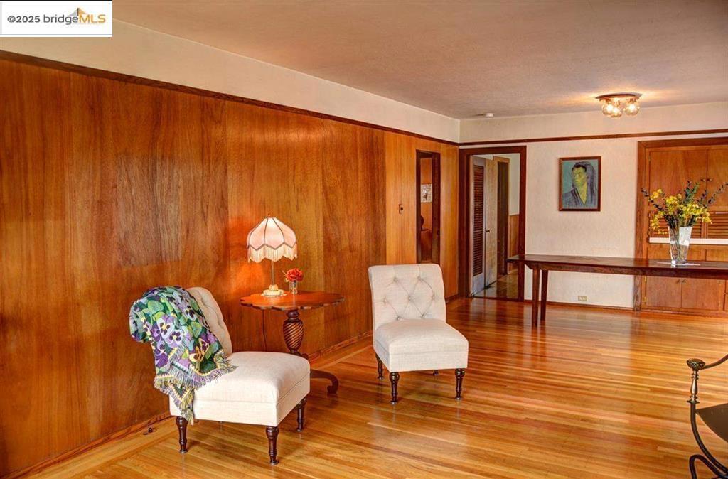 986 Kains Ave Property Photo 35