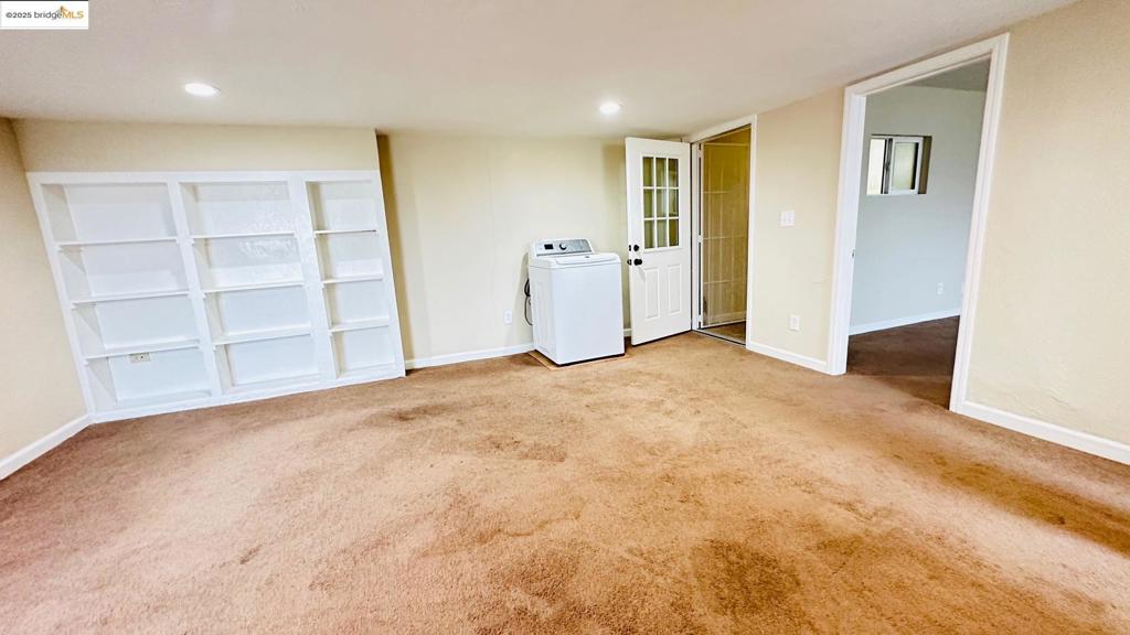 2809 Macdonald Ave Property Photo 9