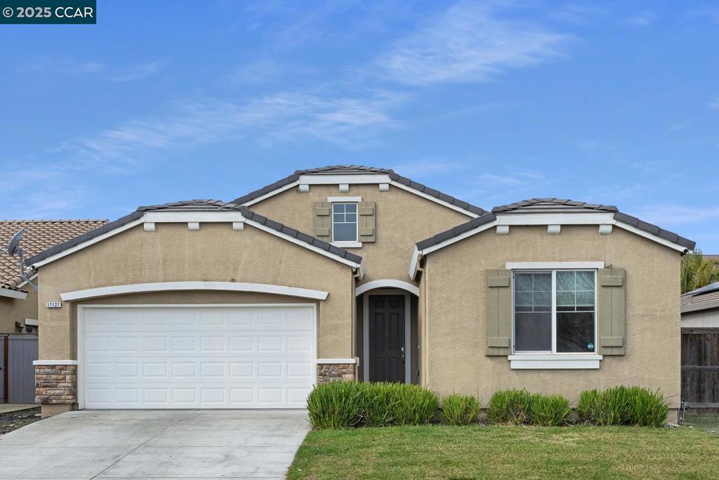 17127 Rail Way Property Photo