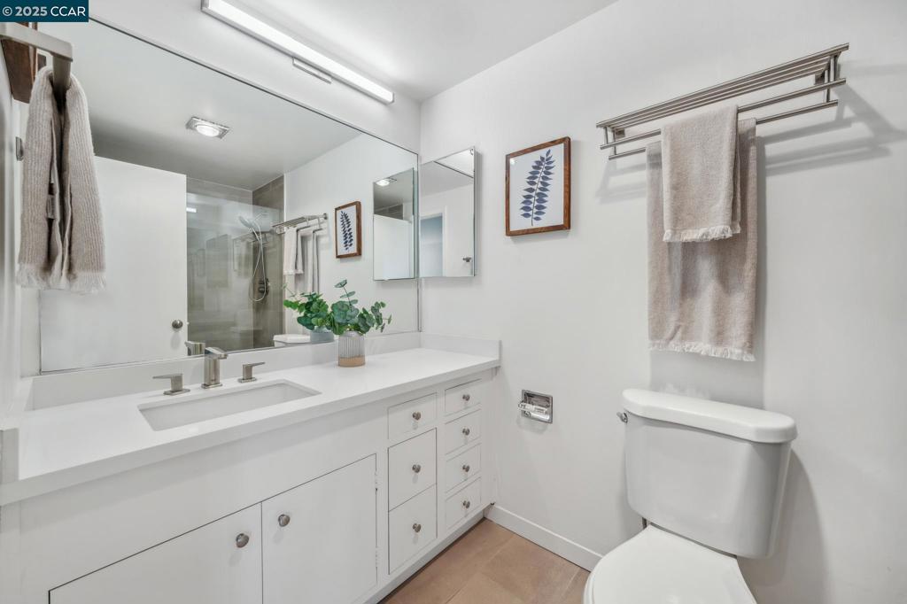 5340 Broadway Terrace 101 Property Photo 18