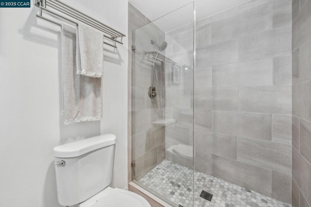 5340 Broadway Terrace 101 Property Photo 19