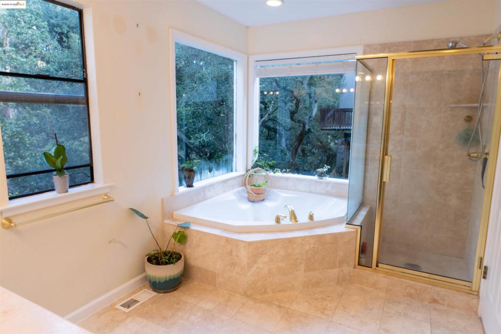 6401 Zinn Drive Property Photo 14