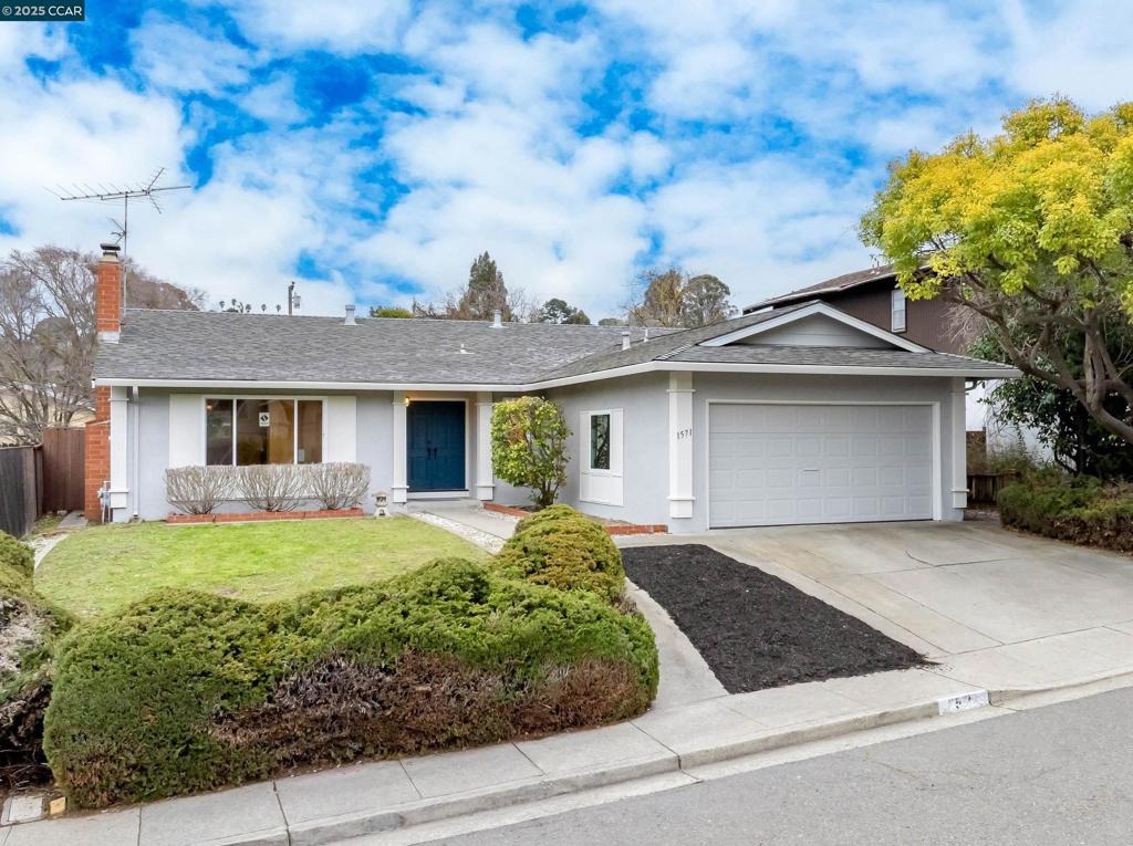 1571 Kildare Way Property Photo