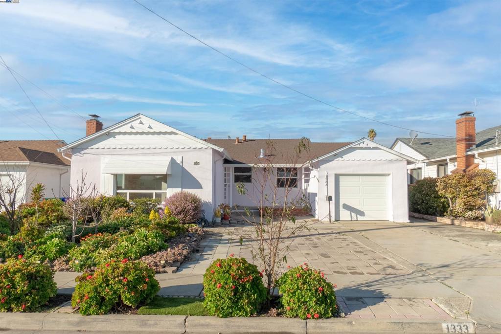1333 Devonshire Ave Property Photo
