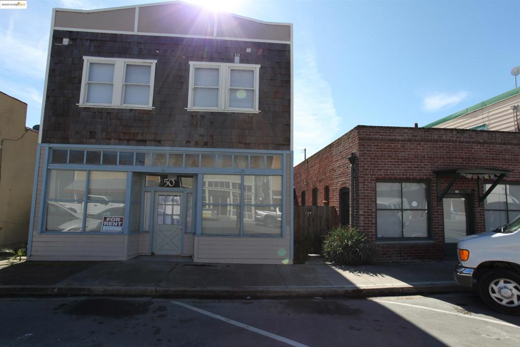 50 Main St Property Photo