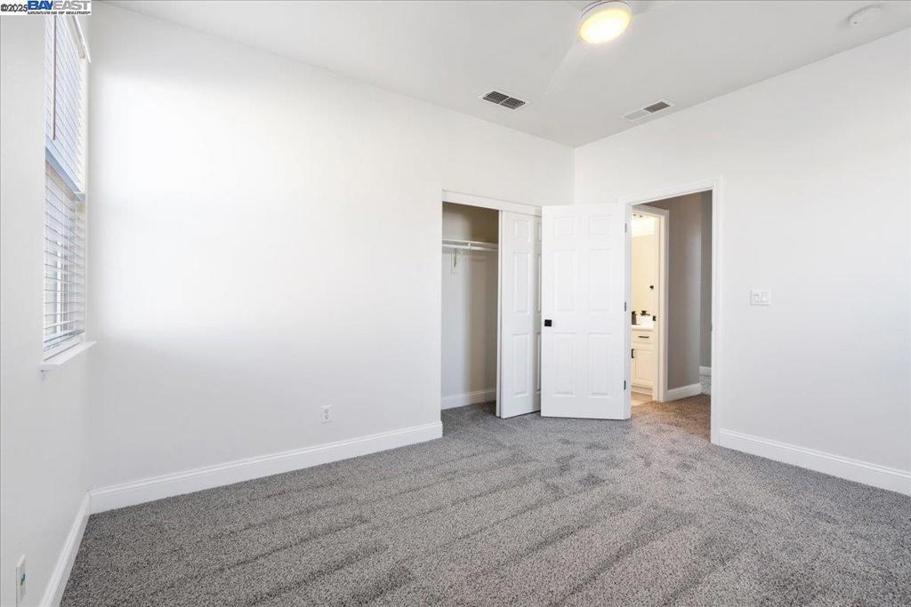 558 Millpond Ave Property Photo 31