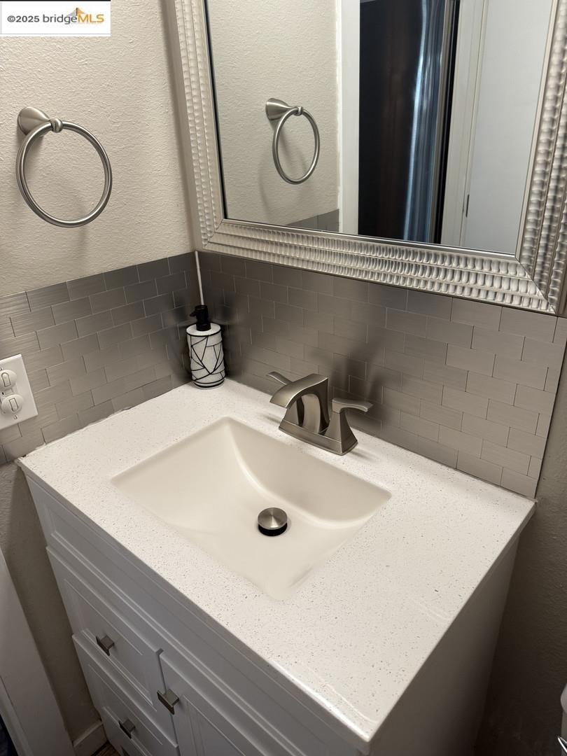 1200 Wildwood Ave # 17 Property Photo 6