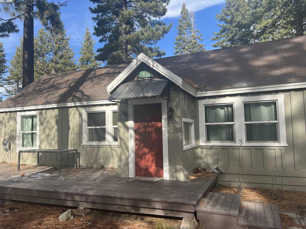 1099 Tata Ln Property Photo