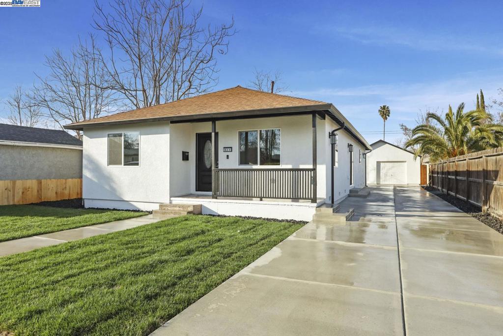 629 Oregon St Property Photo