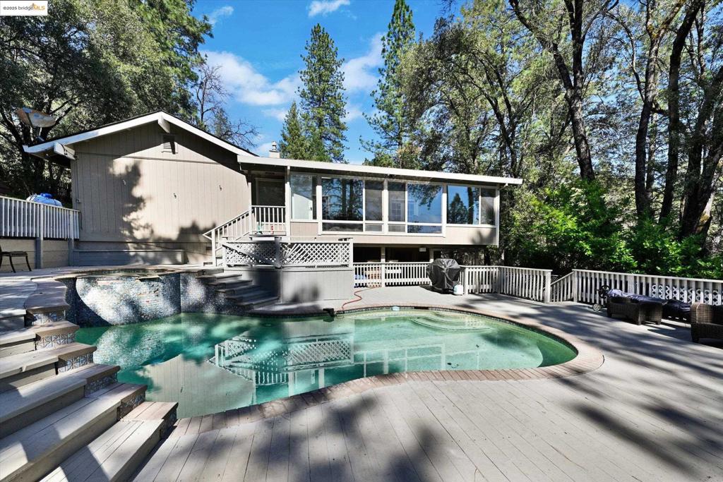 15168 Brewer Rd Property Photo