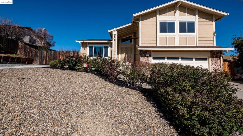 2408 Los Prados Way Property Photo 1