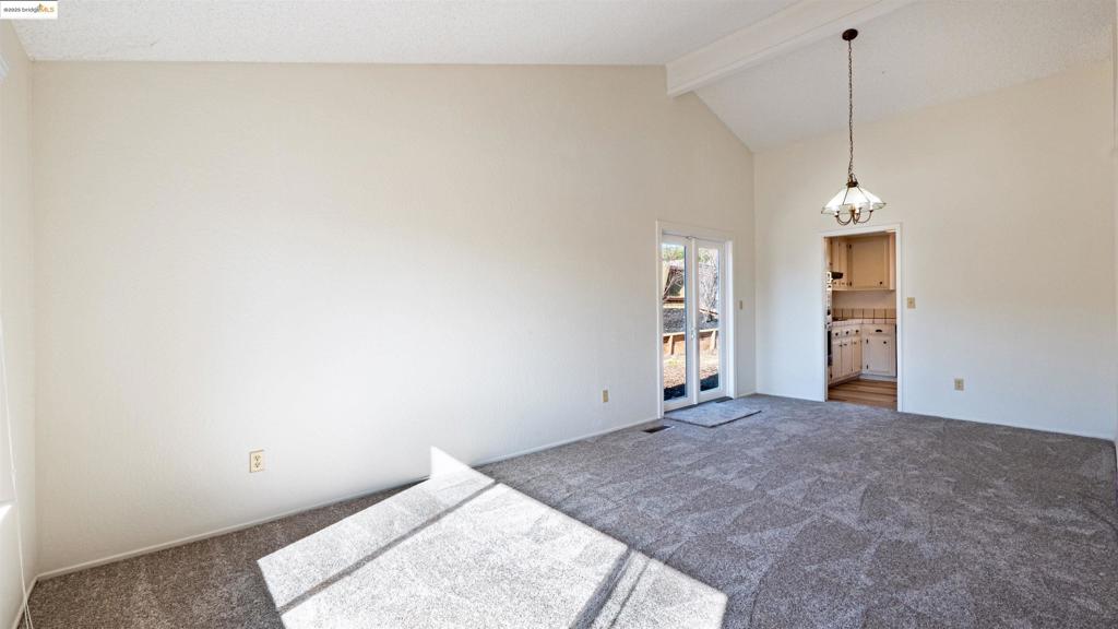 2408 Los Prados Way Property Photo 8