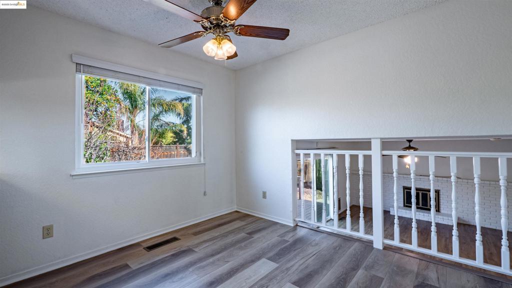 2408 Los Prados Way Property Photo 13