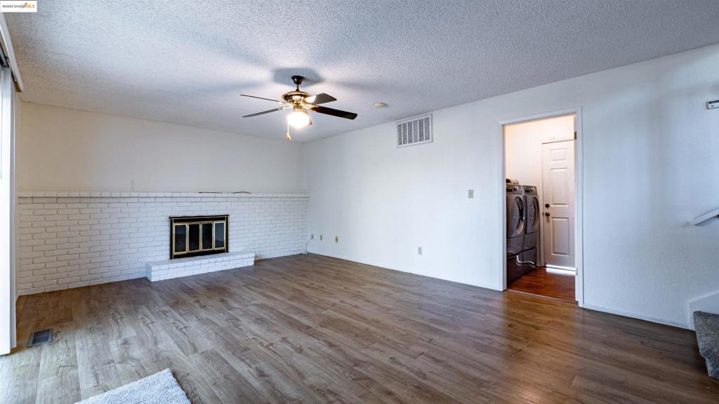 2408 Los Prados Way Property Photo 15
